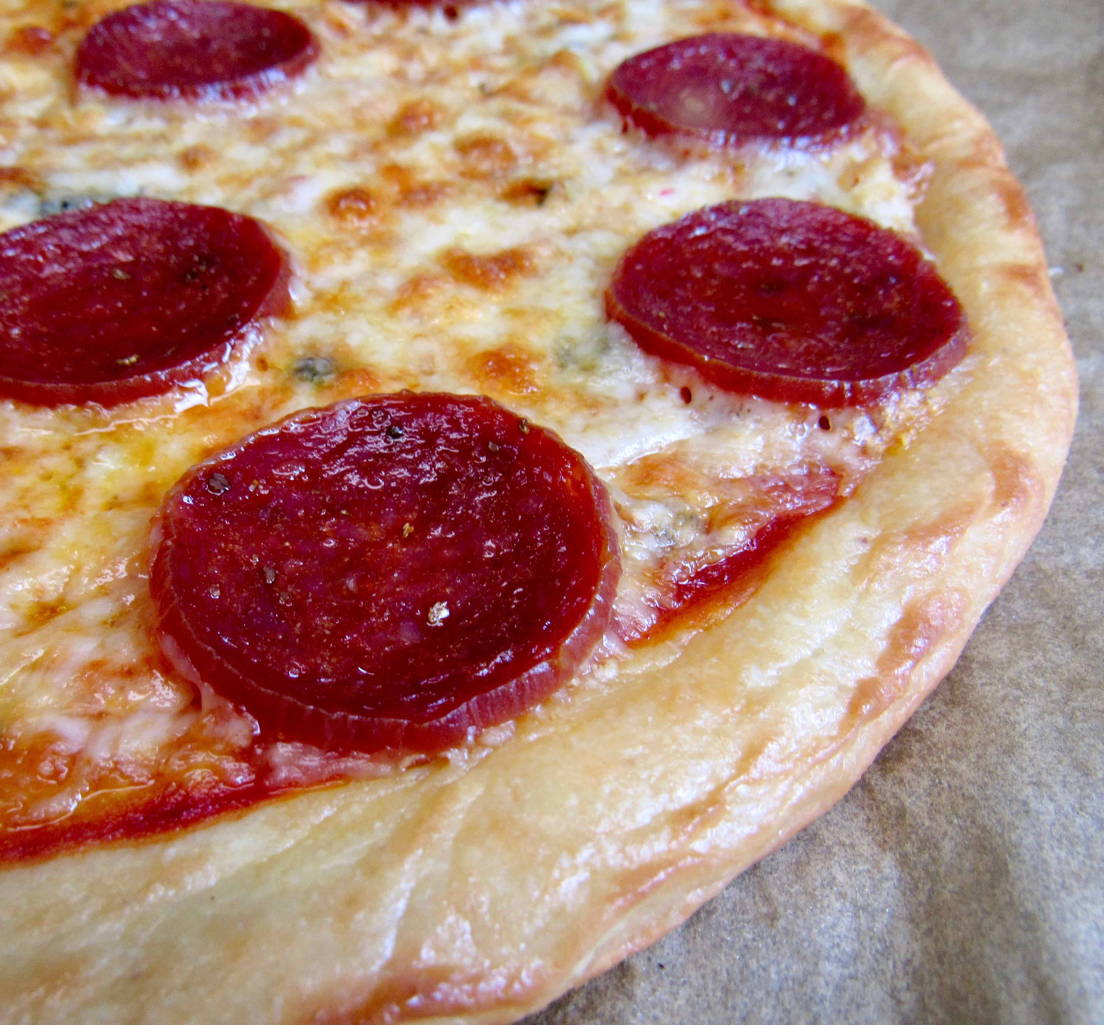 pepperoni fathead pizza closeup of crust