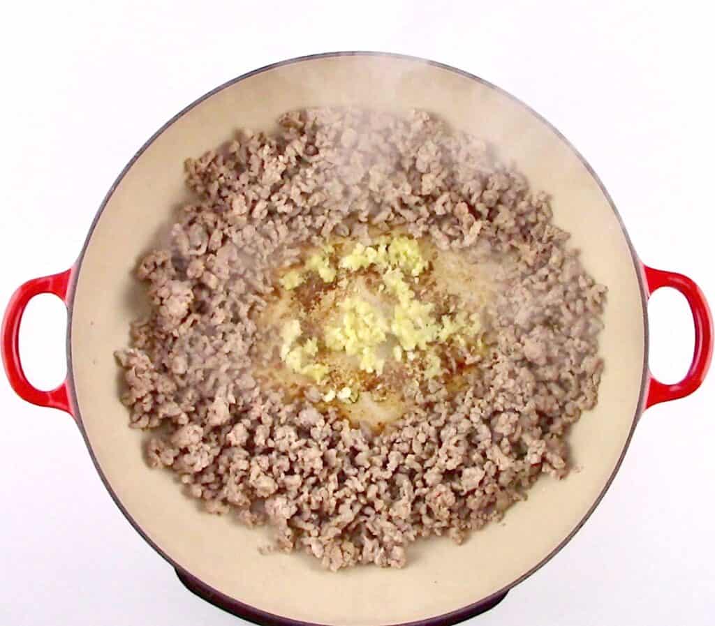 cooked ground pork with ginger and garlic in center