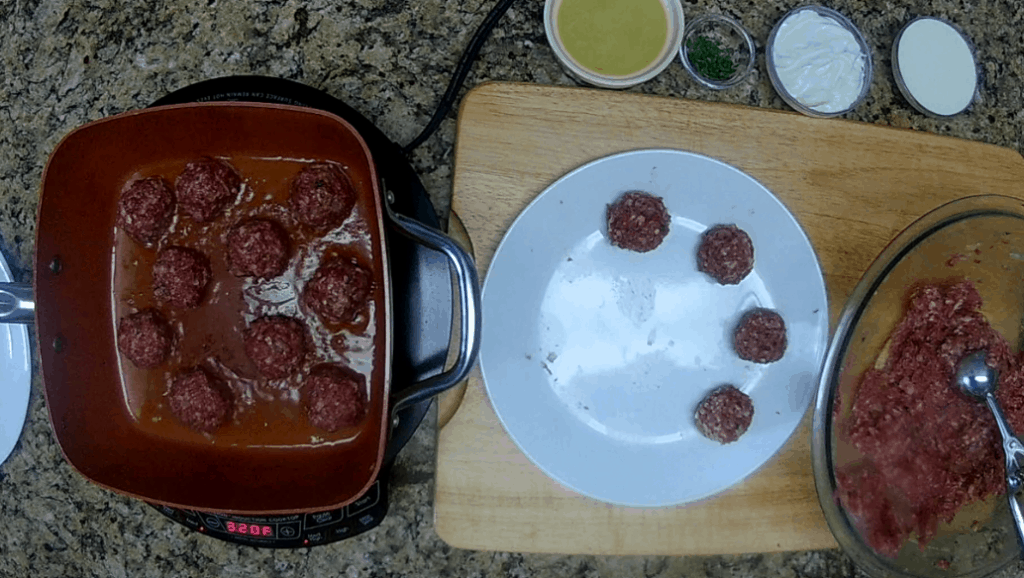 Gravy and Meatballs