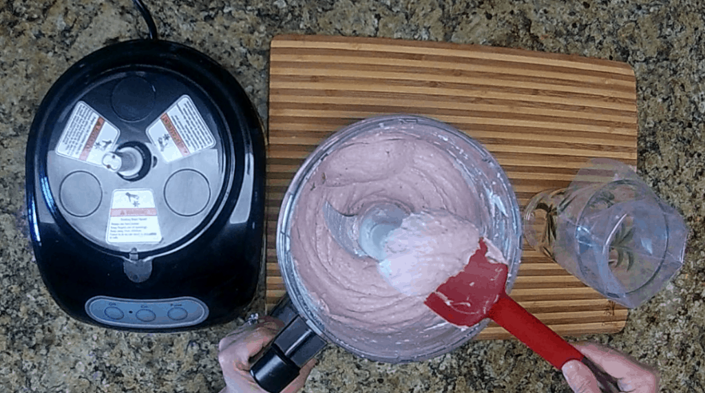 strawberry coconut cream mousse keto and low carb