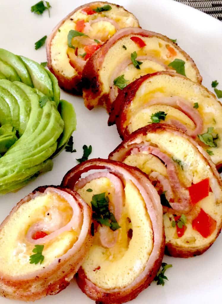 Bacon, Egg and Pepper Pinwheels with Goat Cheese - Keto and Low Carb