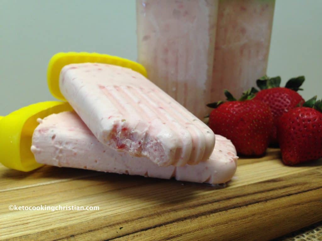 strawberry cheesecake popsicles keto and low carb