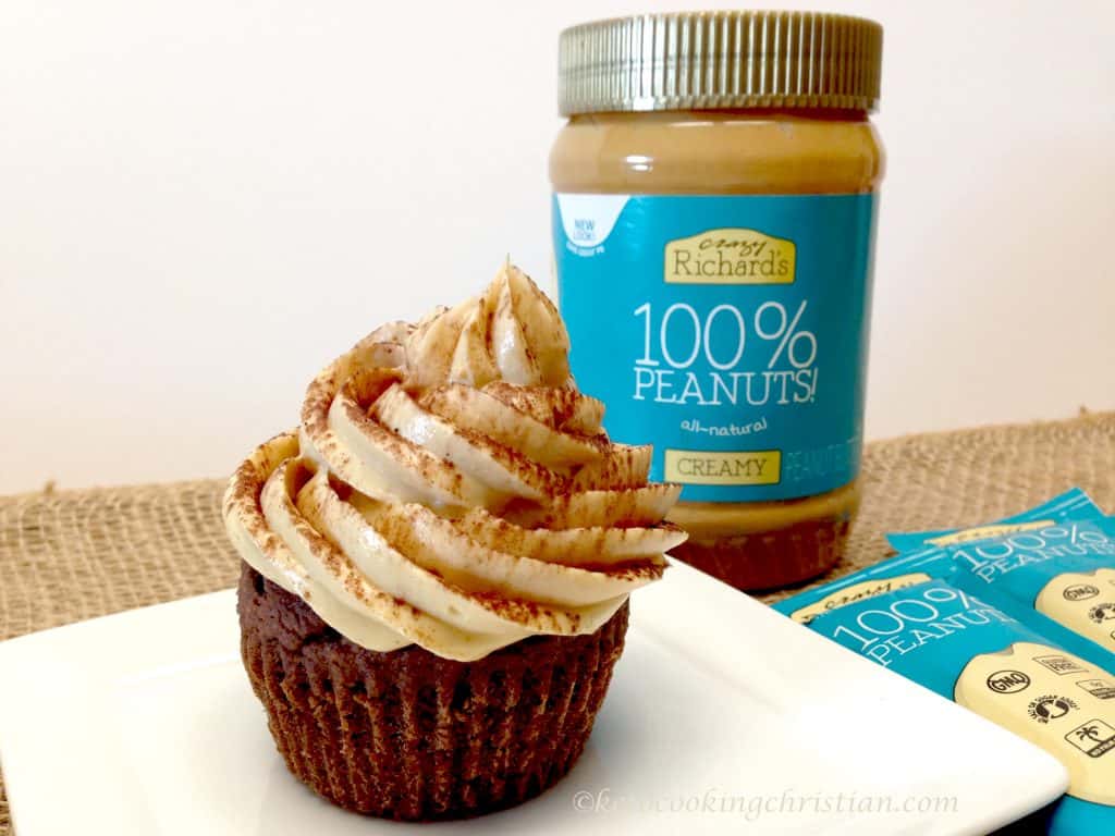 chocolate peanut butter cup cakes