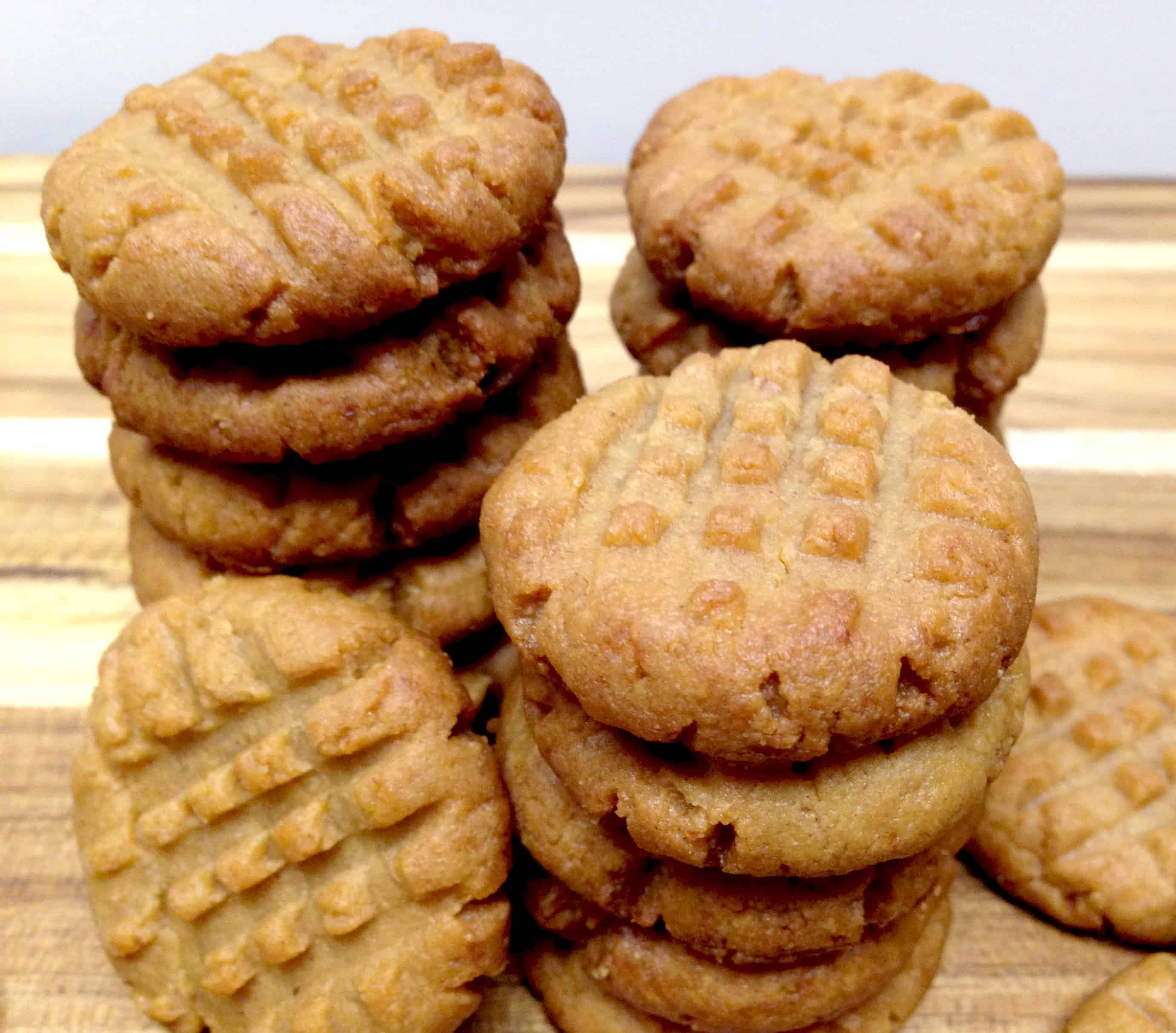 Easy Peanut Butter Cookies - Keto, Low Carb & Gluten Free