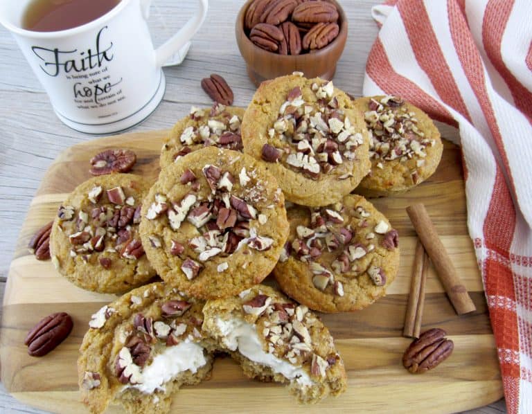 Pumpkin Muffins with Cream Cheese Filling - Keto, Low Carb & Gluten Free