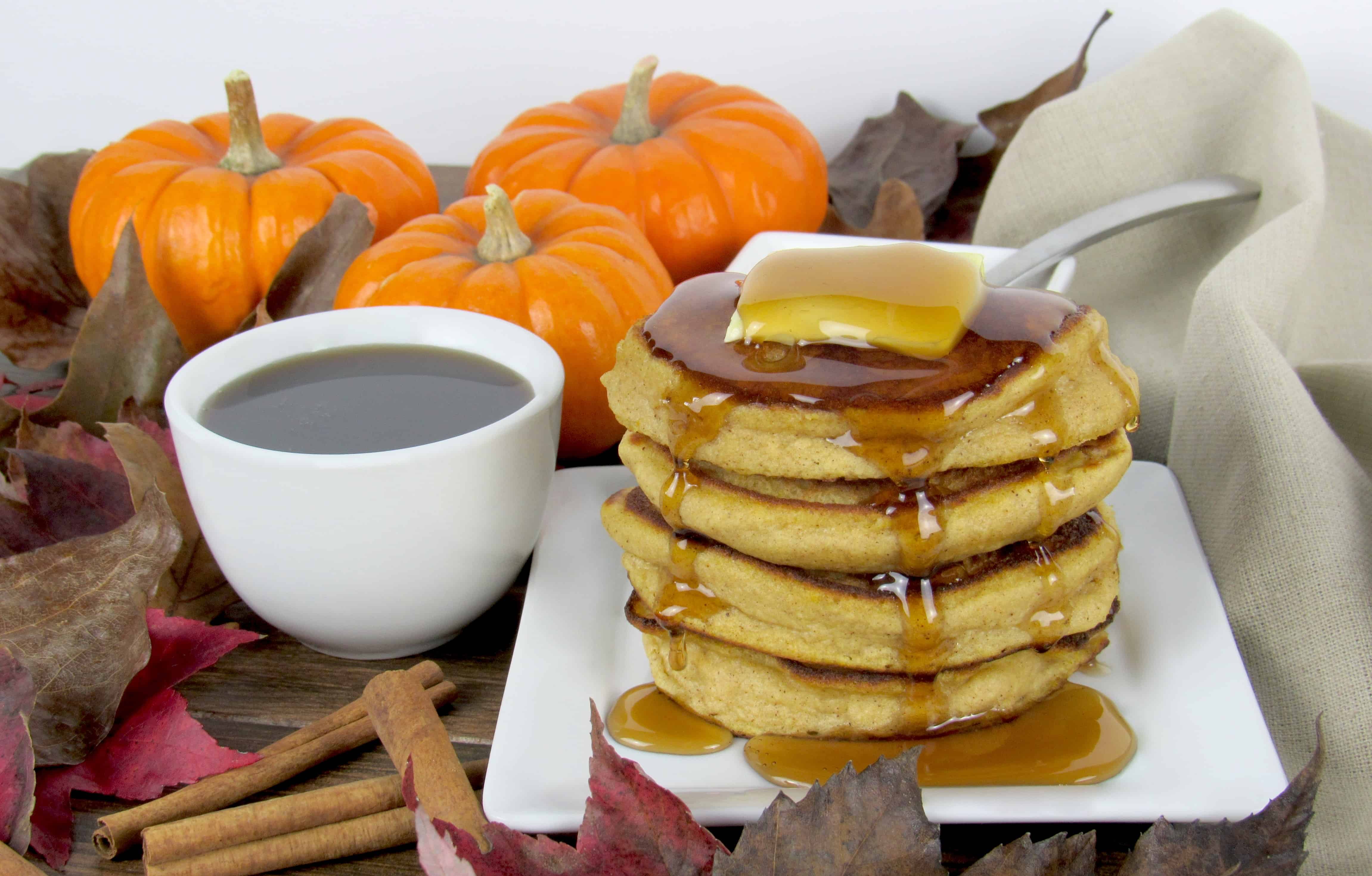 Fluffy Pumpkin Pancakes - Keto, Low Carb & Gluten Free
