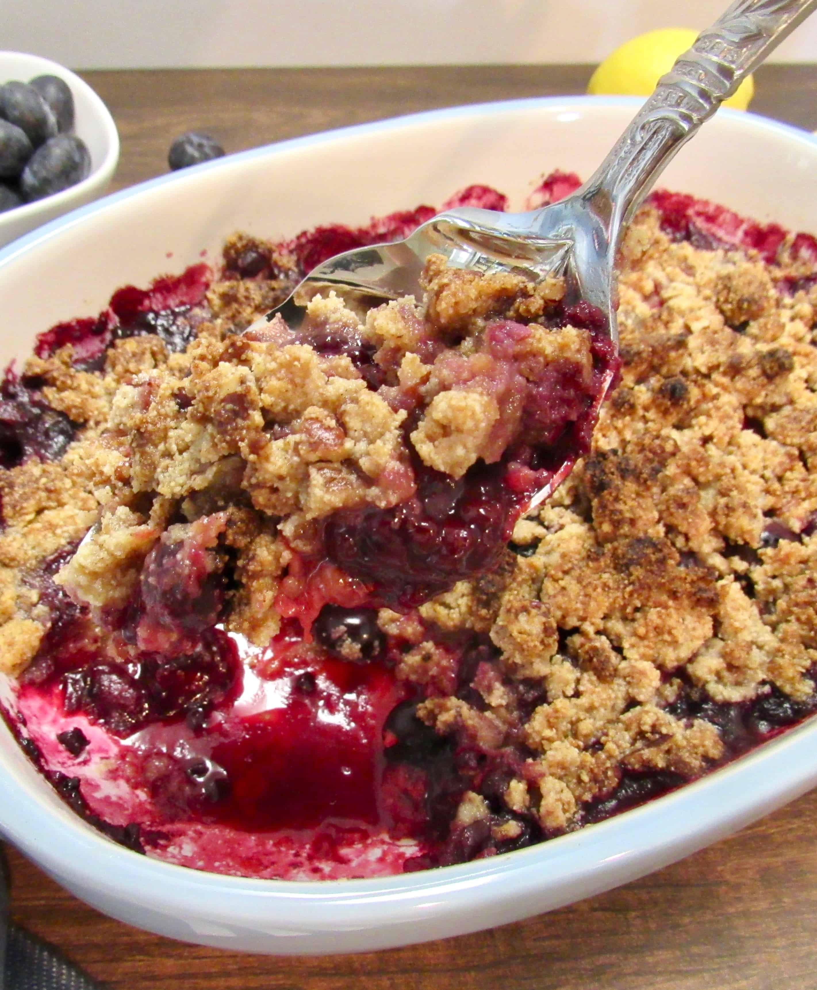 Keto Mixed Berry Crumble - Keto Cooking Christian