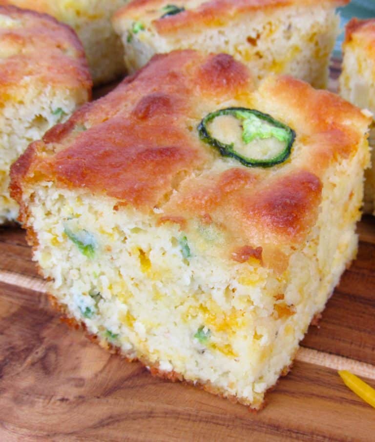 Keto Low Carb & Gluten Free Cheddar Jalapeño "Cornbread" Slices
