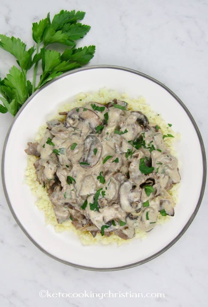Super Easy & Quick Beef Stroganoff