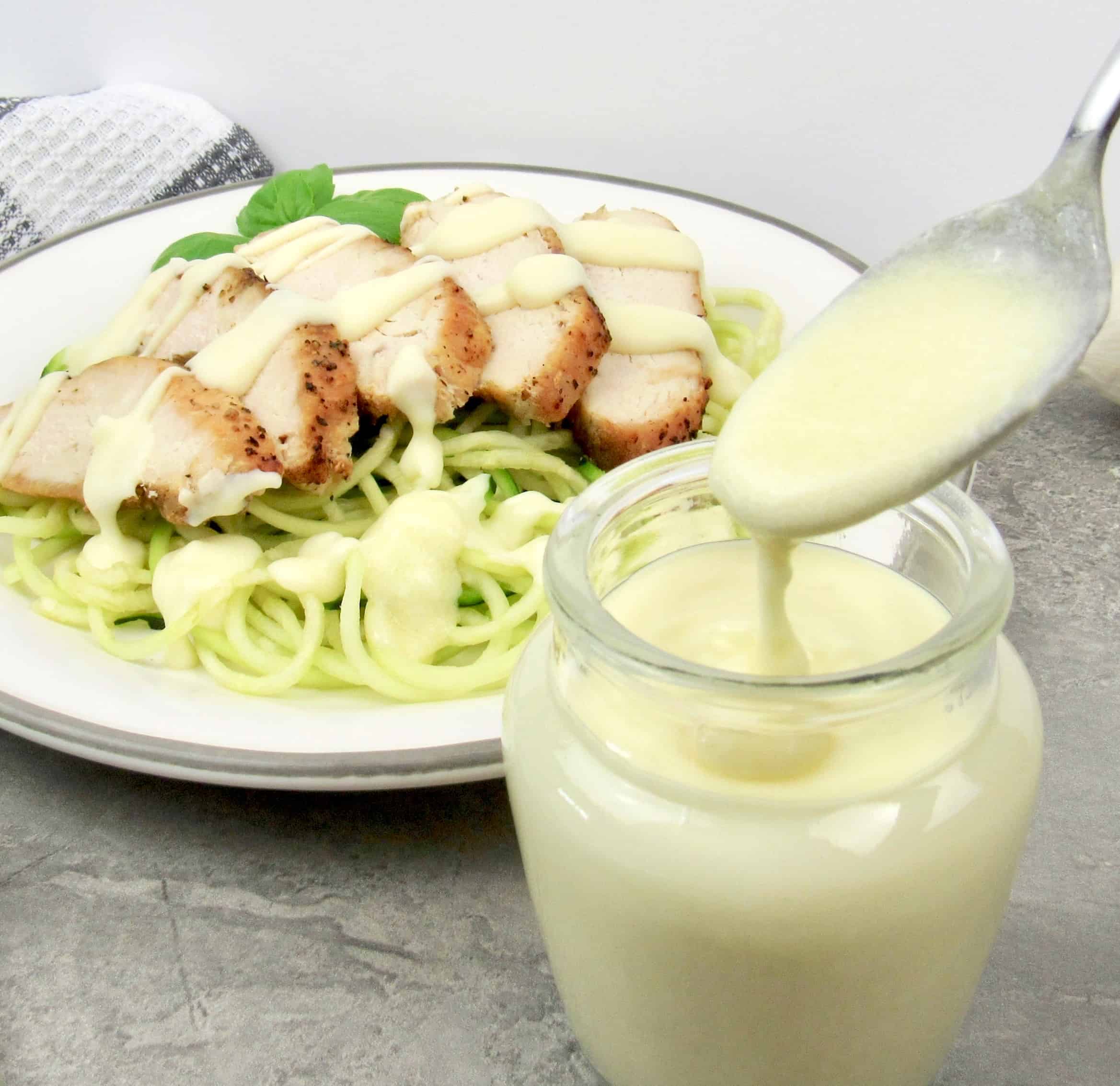 Easy Alfredo Sauce-Keto and Low Carb