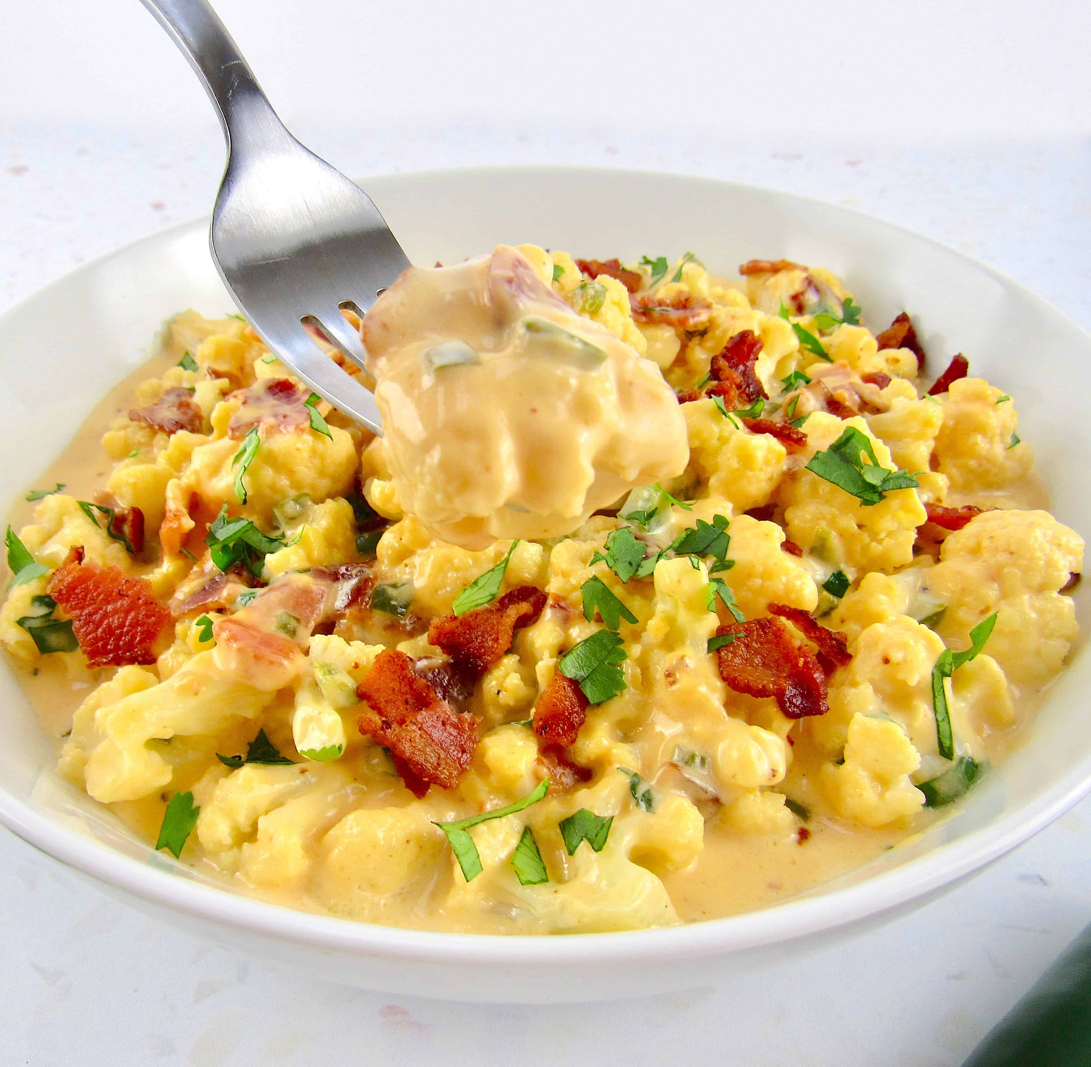 Keto Jalapeño Popper Cauliflower "Mac" and Cheese-image
