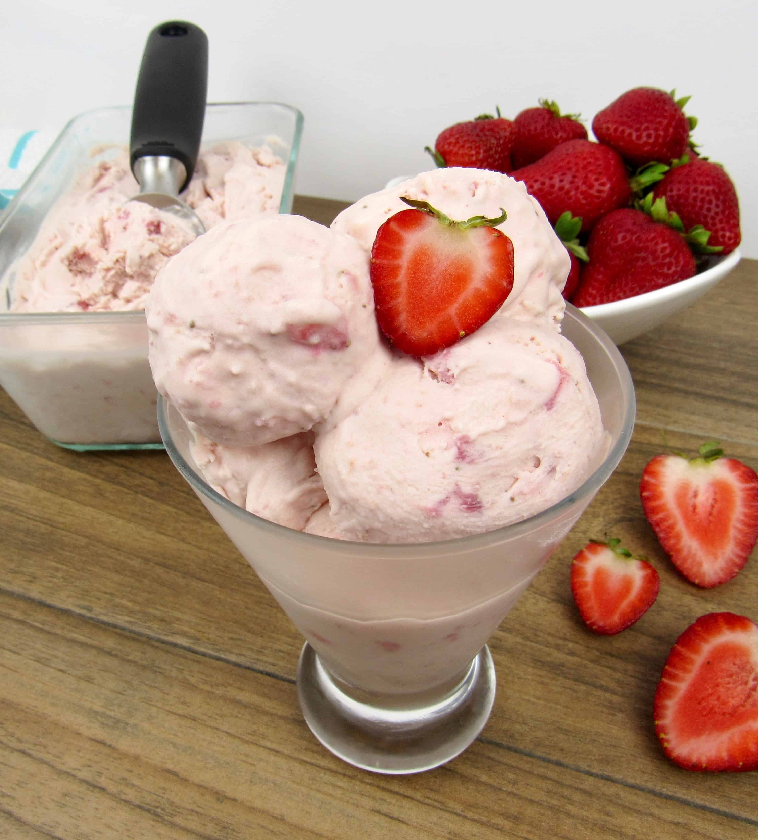 Strawberry Ice Cream - Keto/Low Carb