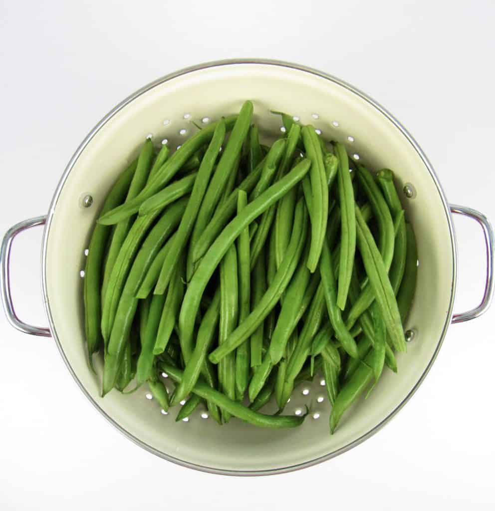 green beans in collander