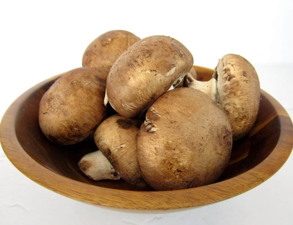 baby bella mushrooms in bowl