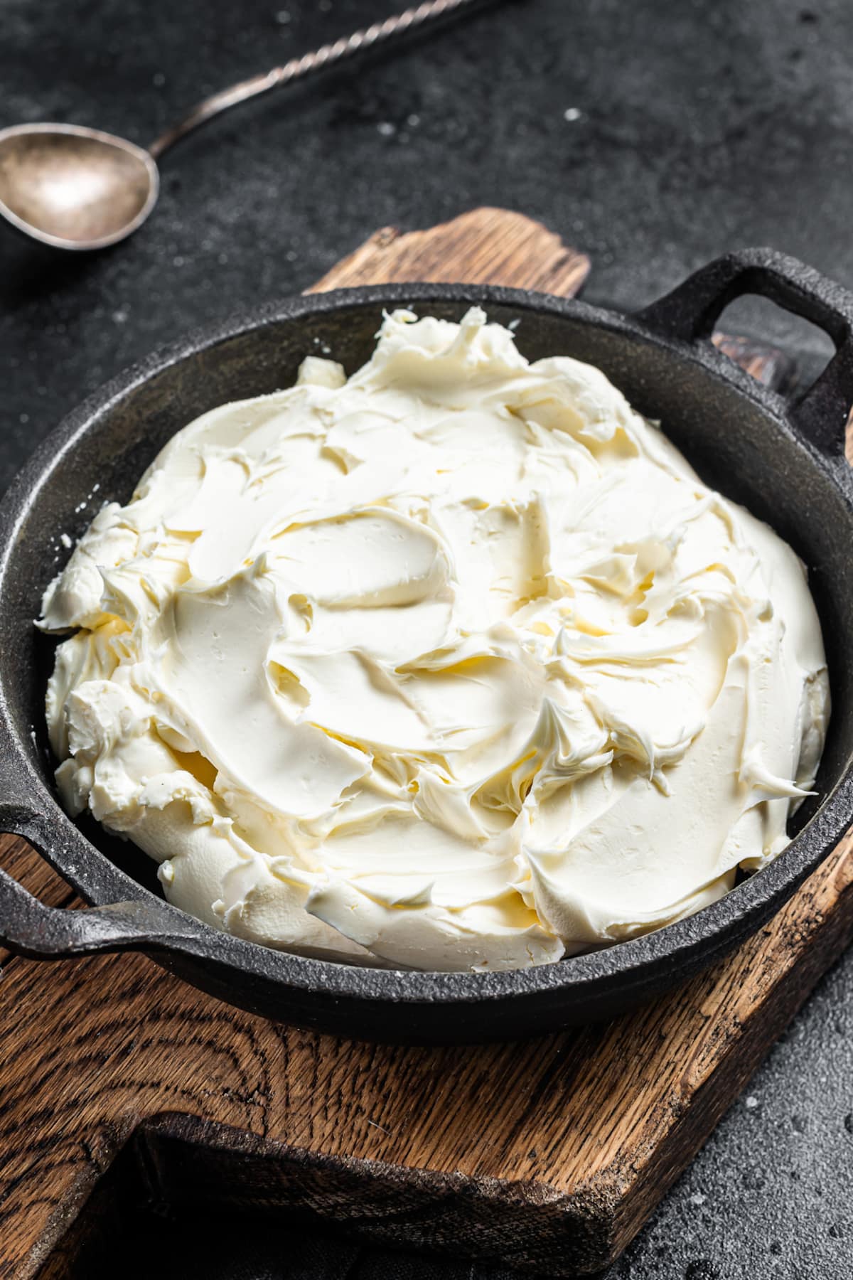 Mascarpone in skillet