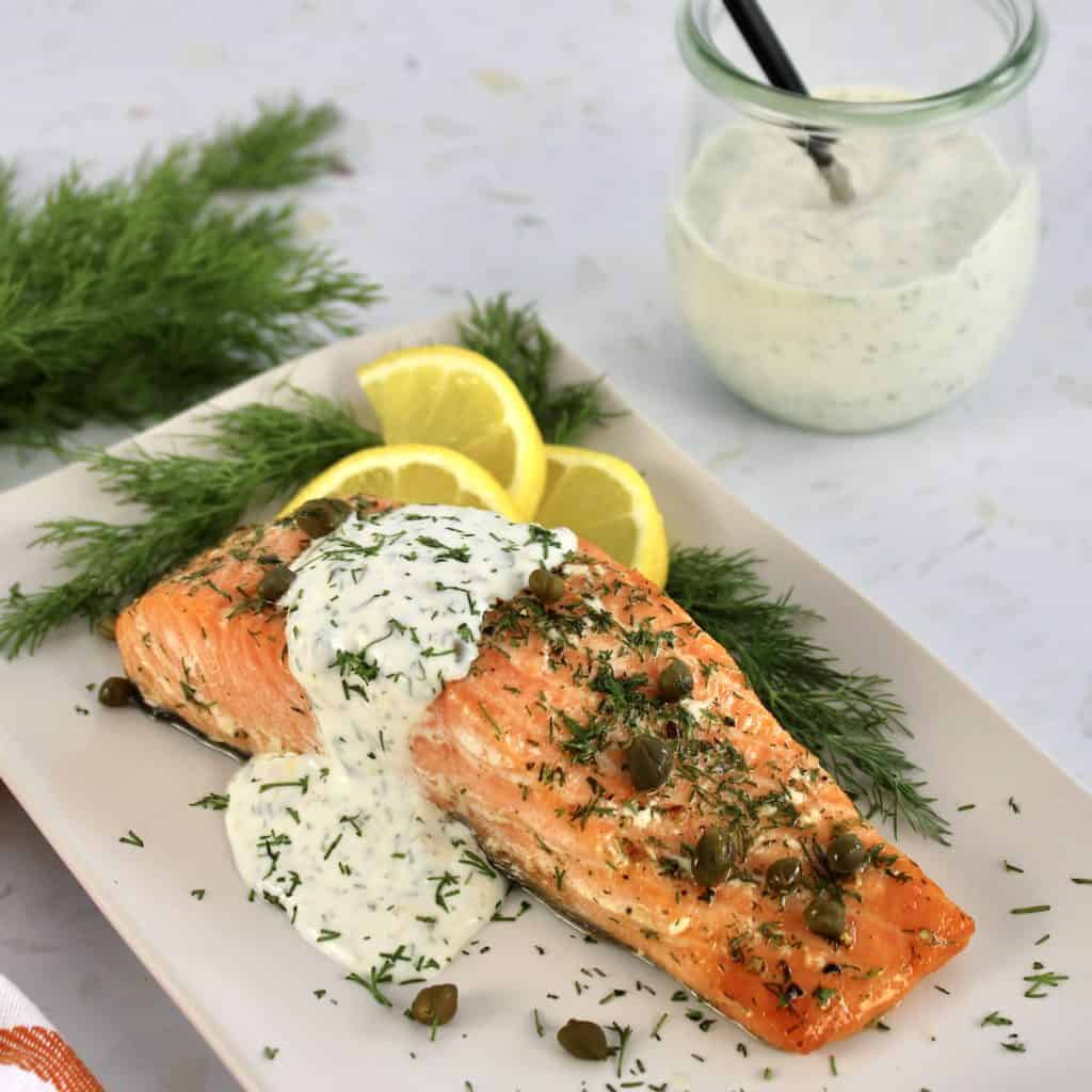 Baked Salmon with Creamy Dill Sauce on the side