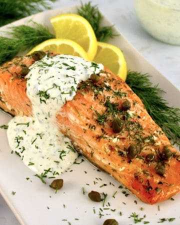 Baked Salmon with Creamy Dill Sauce on the side