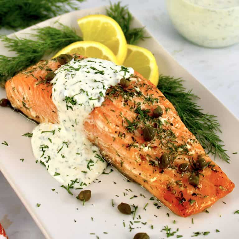 Baked Salmon with Creamy Dill Sauce on the side