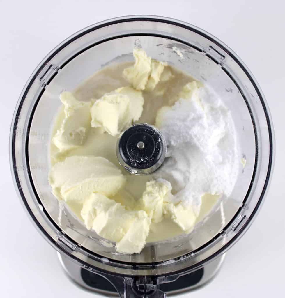 ice cream ingredients unmixed in food processor