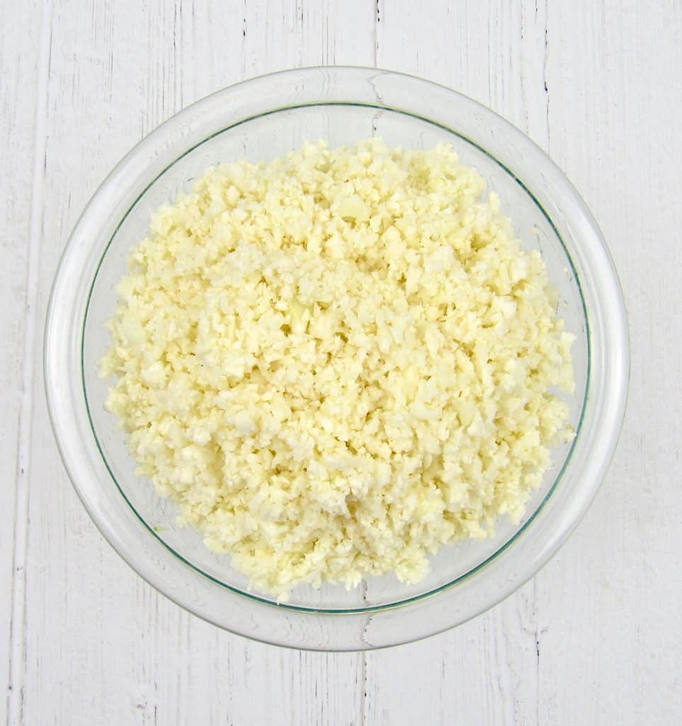 cauliflower rice in glass bowl