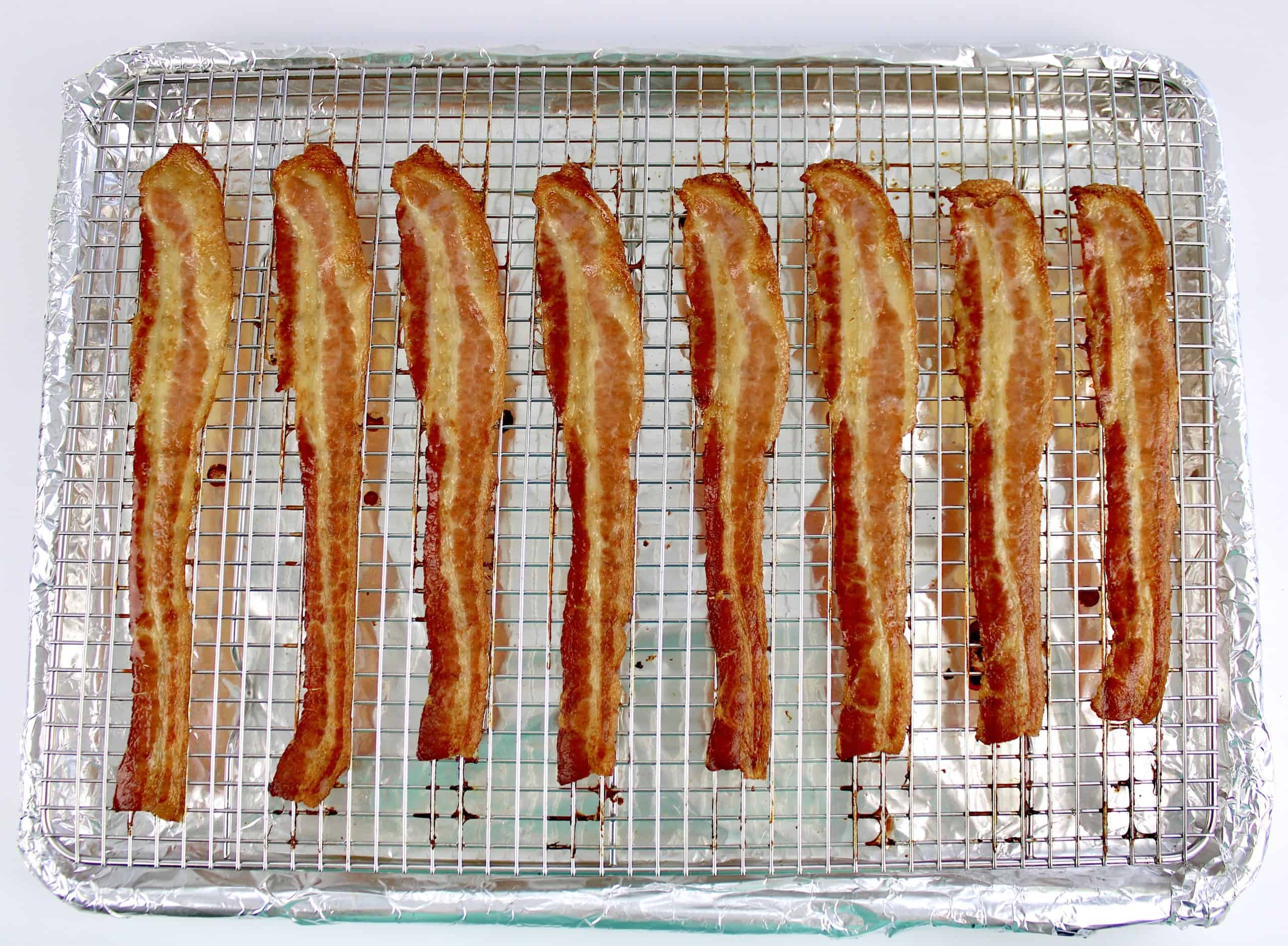 slices of cooked bacon on wire rack