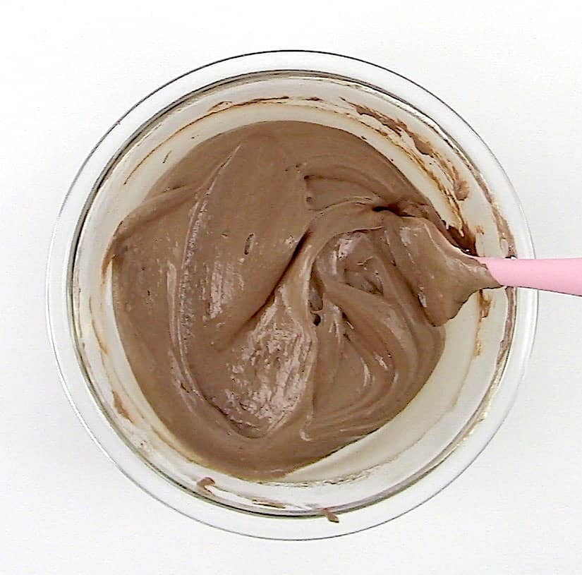 chocolate cream pie filling in glass bowl