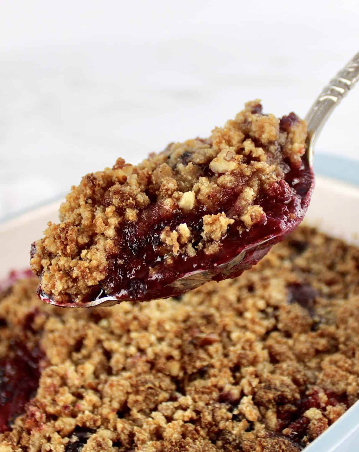 Keto Mixed Berry Crumble - Keto Cooking Christian