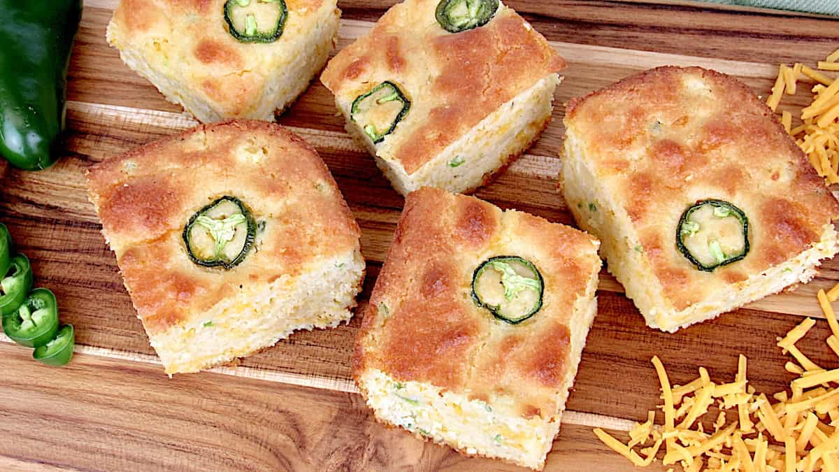 slices of Cheddar Jalapeño Cornbread on cutting board