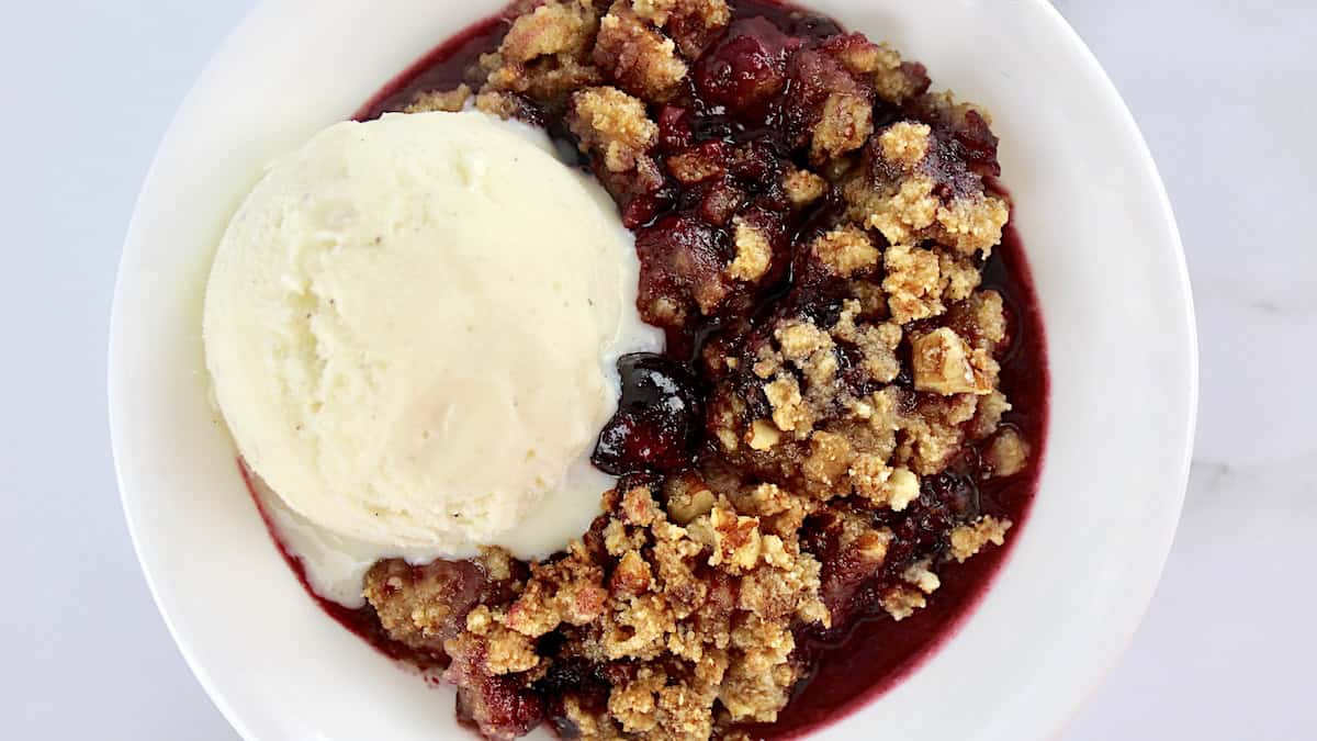 Mixed Berry Crumble with vanilla ice cream 