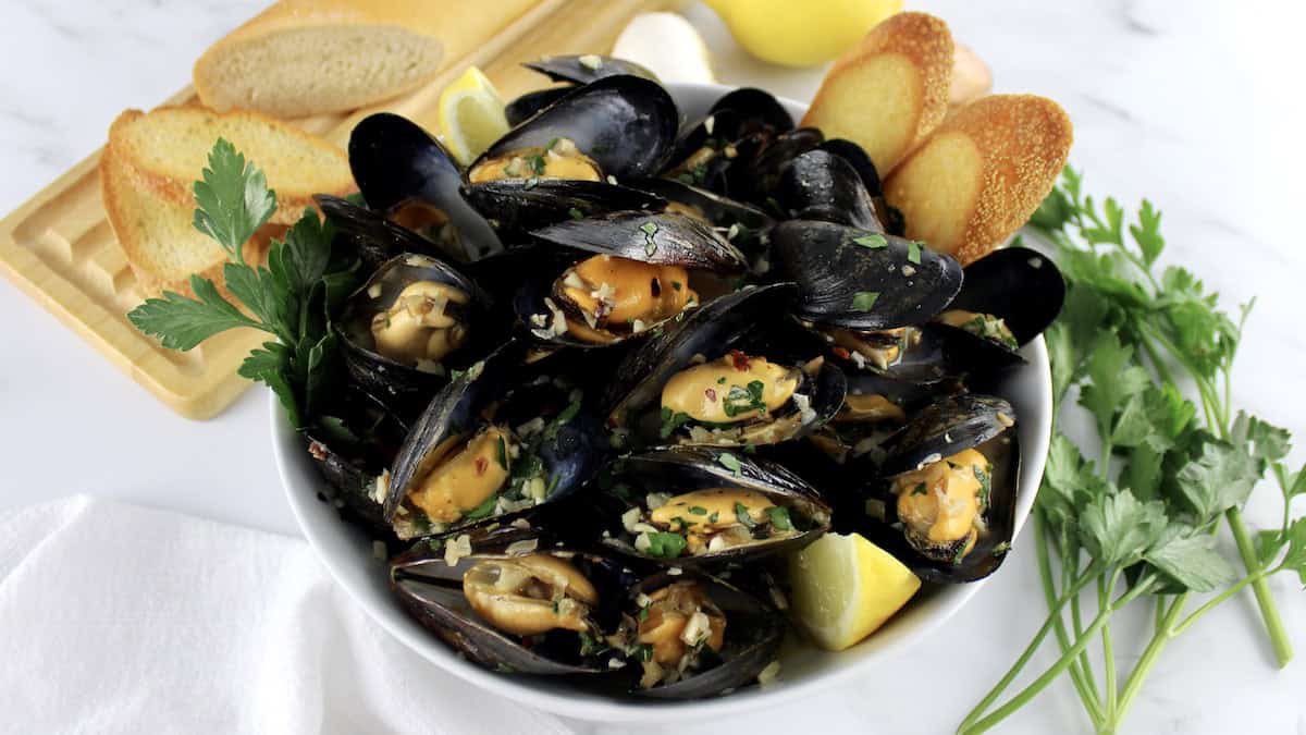 Drunken Mussels in white bowl