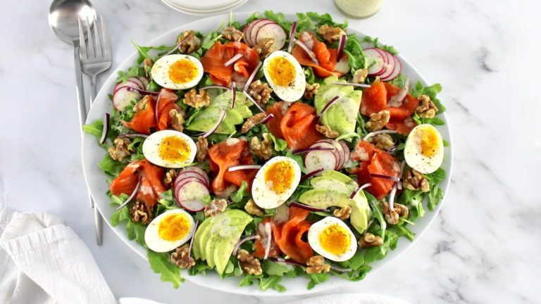 29 Keto Salads That Make the Perfect Addition to Your New Year’s Spread