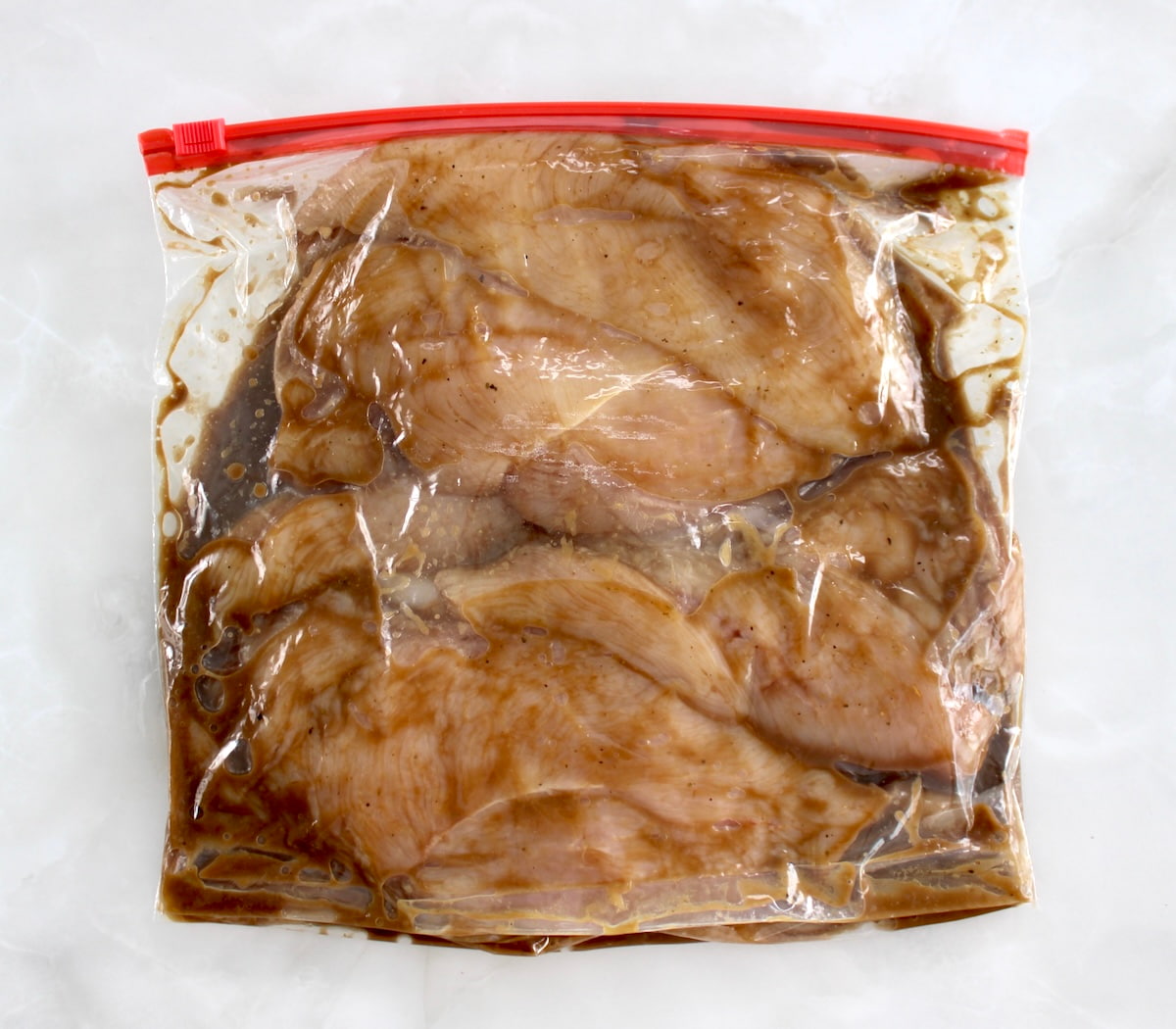 balsamic marinating chicken in food storage bad