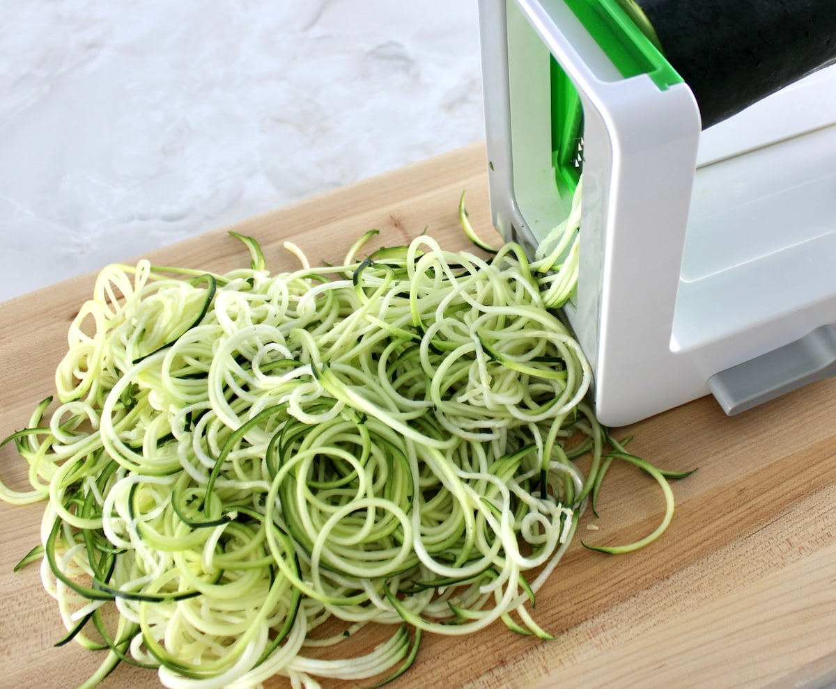 zucchini noodles with spiralizer