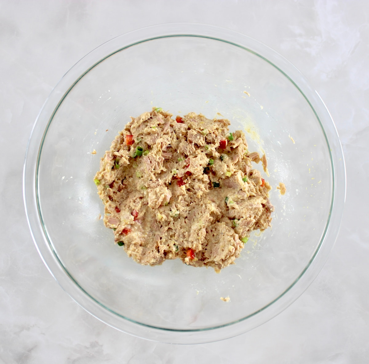 Tuna Cakes ingredients in glass bowl
