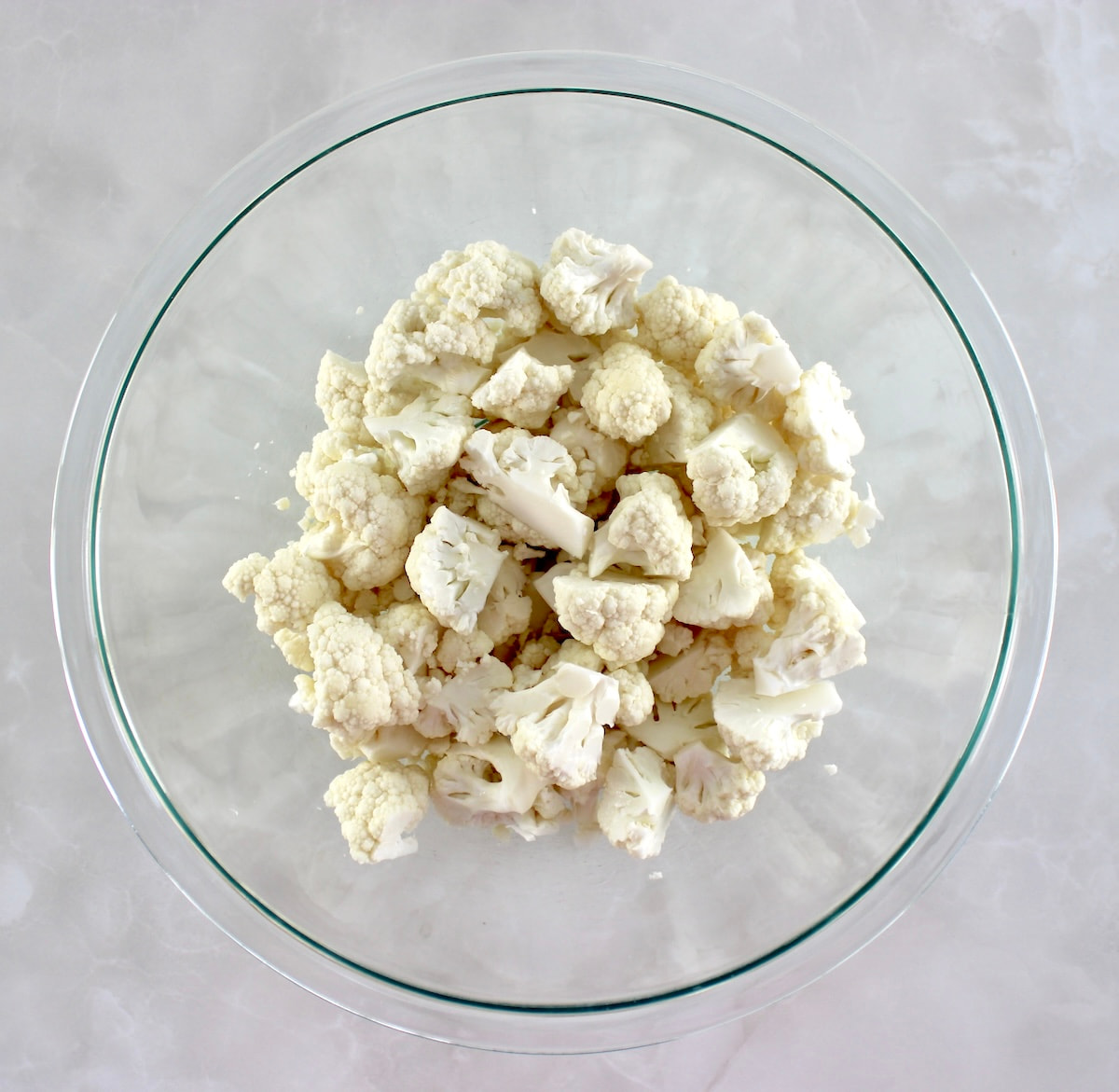 cauliflower florets in glass bowl