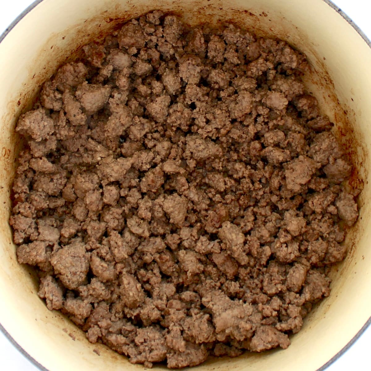 cooked ground beef in pot